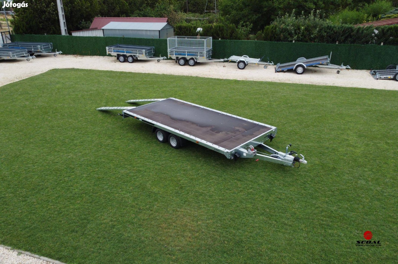 Évvégi akcióval új 4.5m-es autószállító utánfutó Székesfehérváron