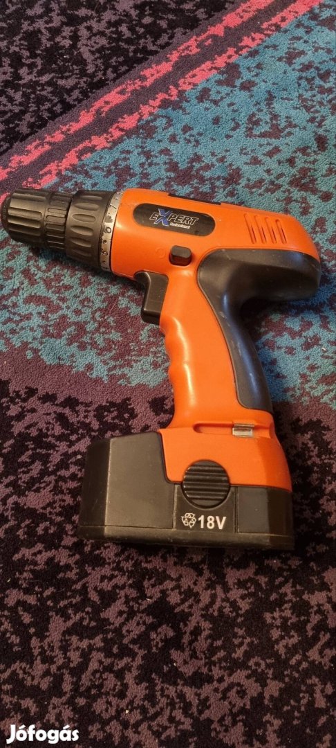 Expert 18V akkumulátoros fúró 