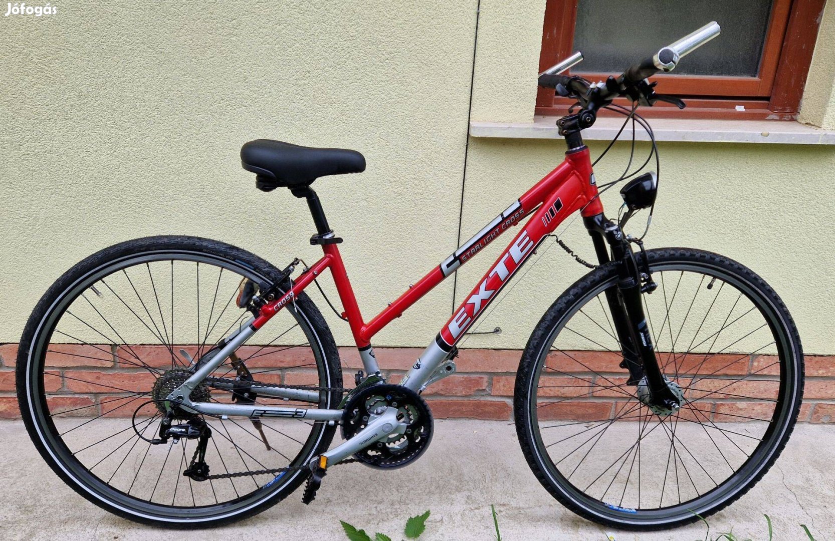 Exte női alumínium trekking, Shimano Deore 27s. agydinamó