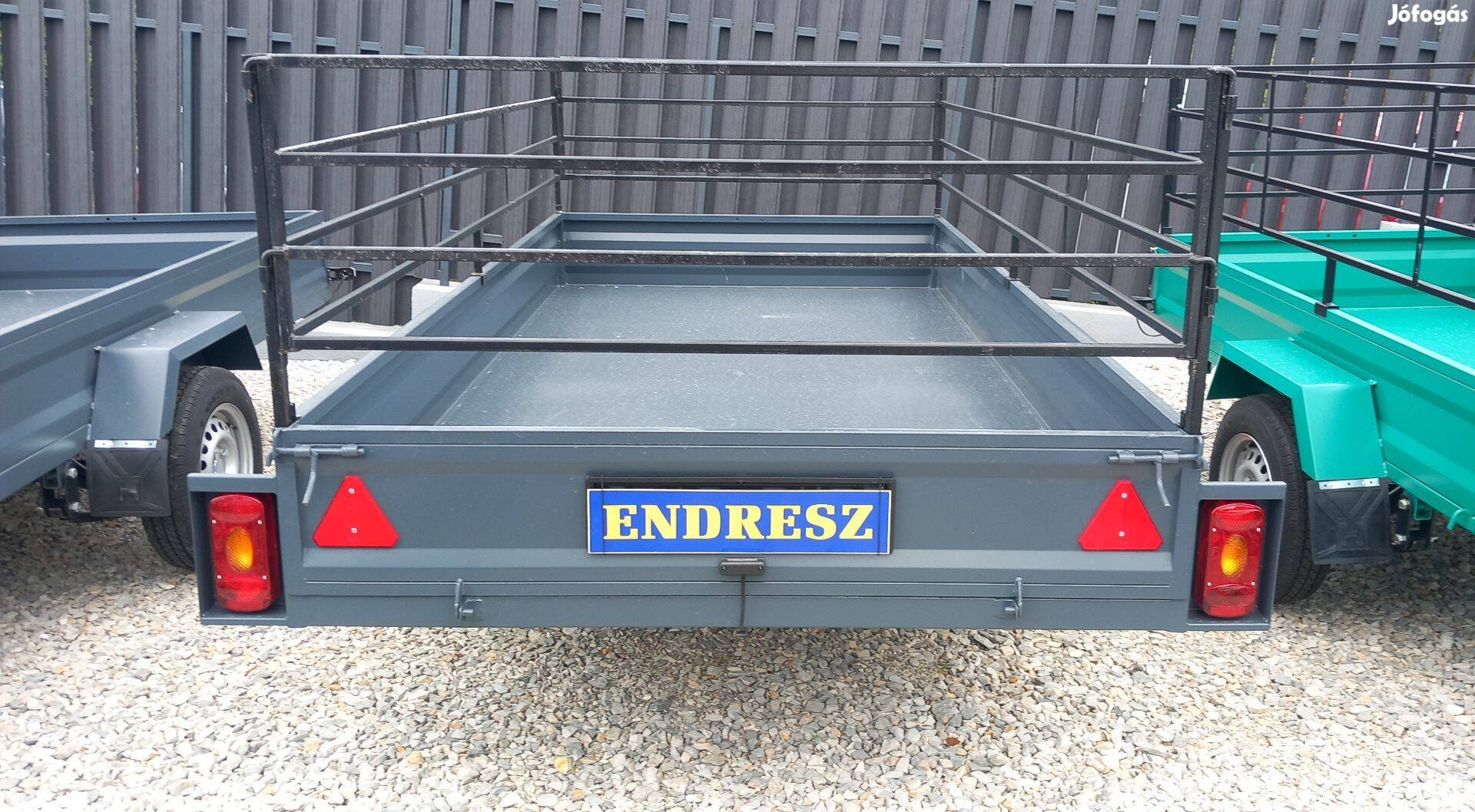 Extra Erős Vas, hegesztett, zártszelvény Új, Erős utánfutó Készletről!