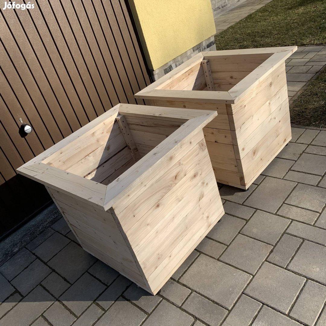 Extra Nagy Virágláda / Virágtartó / Kaspó