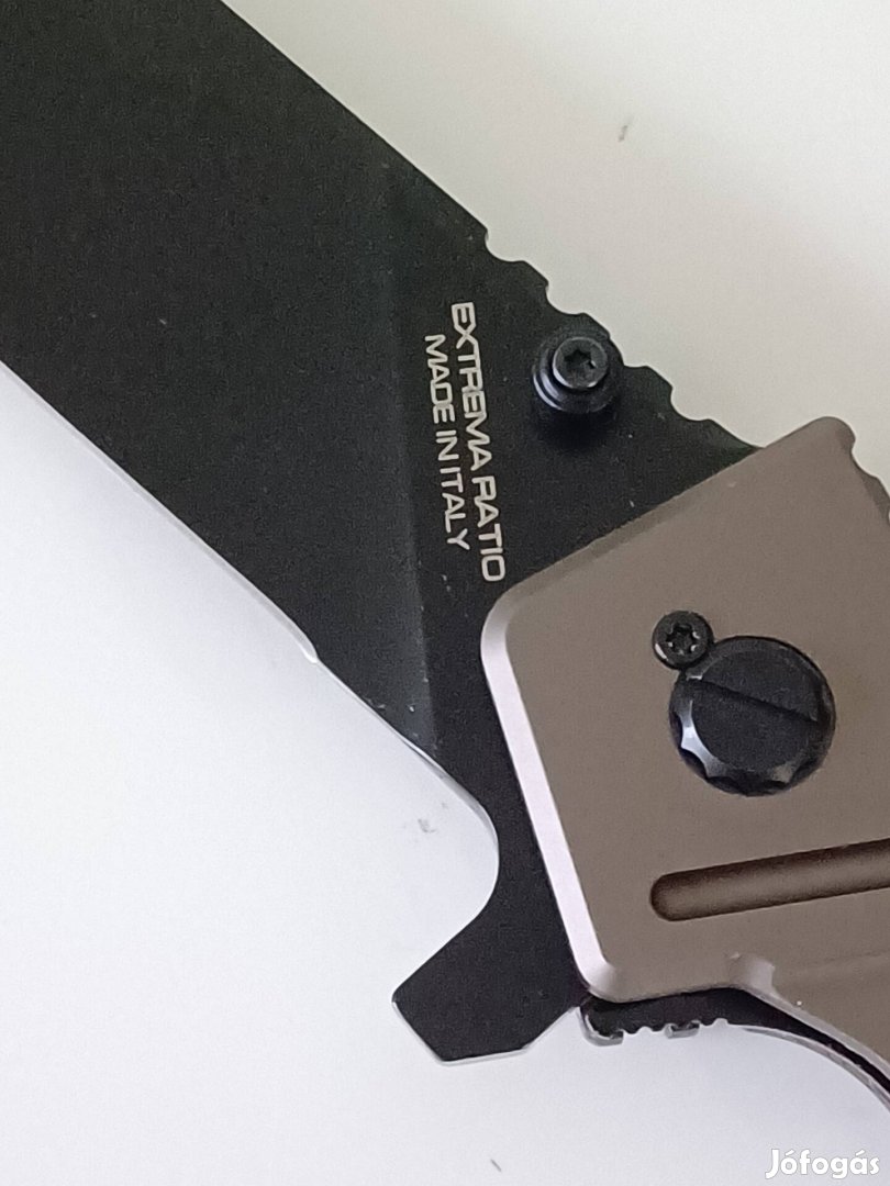 Extrema Ratio többcélú túra kés zsebkés bicska