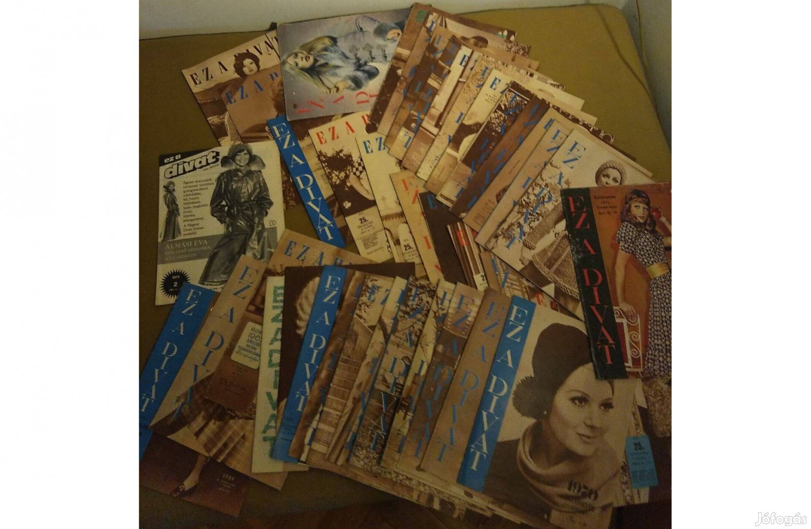 Ez a divat - magazinok csomagban 40 db