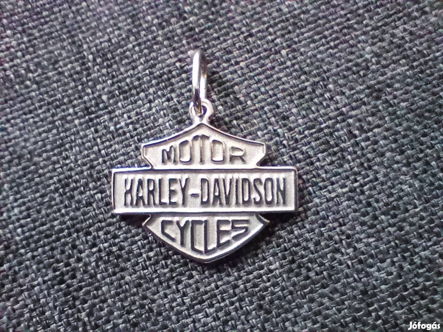 Ezüst Harley Davidson medál