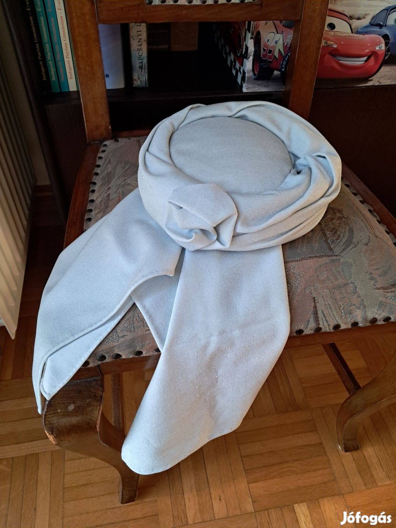 Ezüst estélyi kalap sállal, női kalap, sál