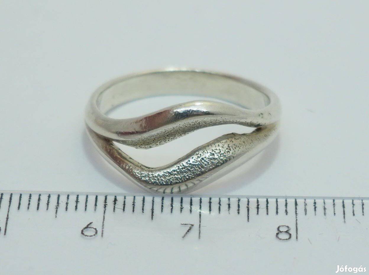 Ezüst gyűrű, nonfiguratív, 18,25 mm