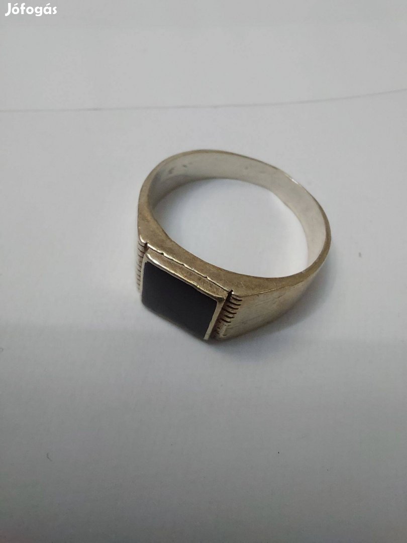 Ezüst gyűrű eladó, szép kivitel 925 -ös