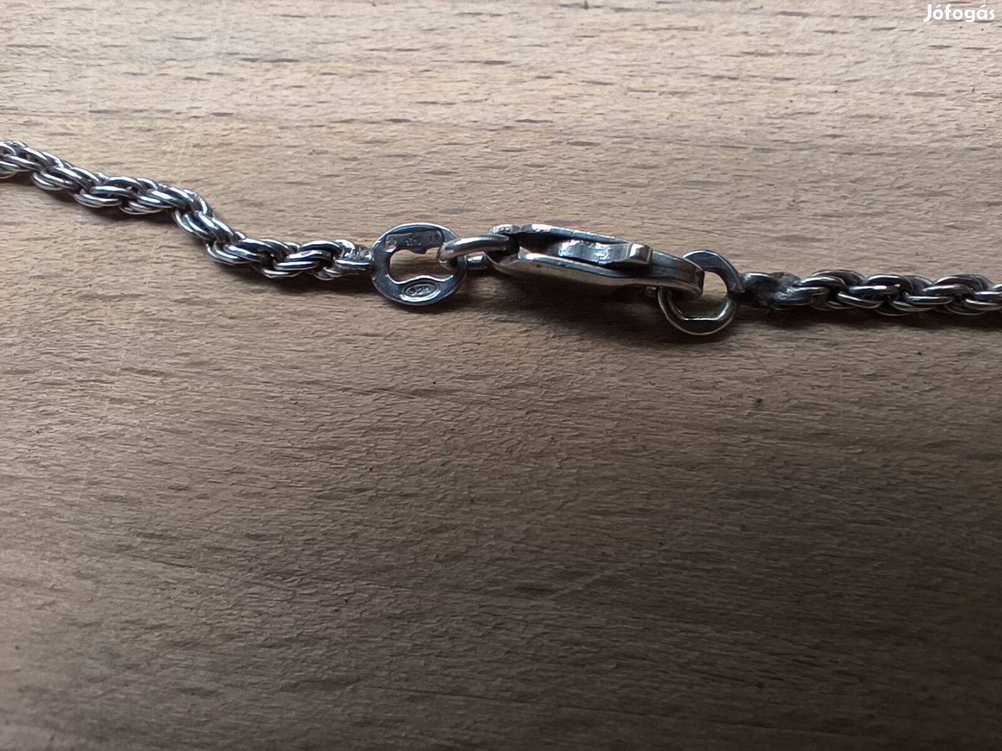 Ezüst nyaklánc, szív medállal