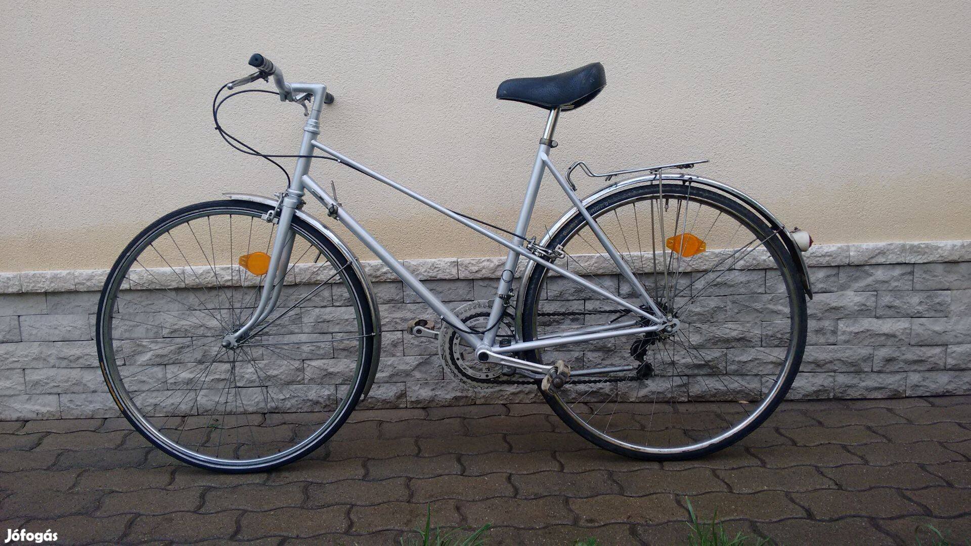Ezüst színű Női Kerékpár 28"