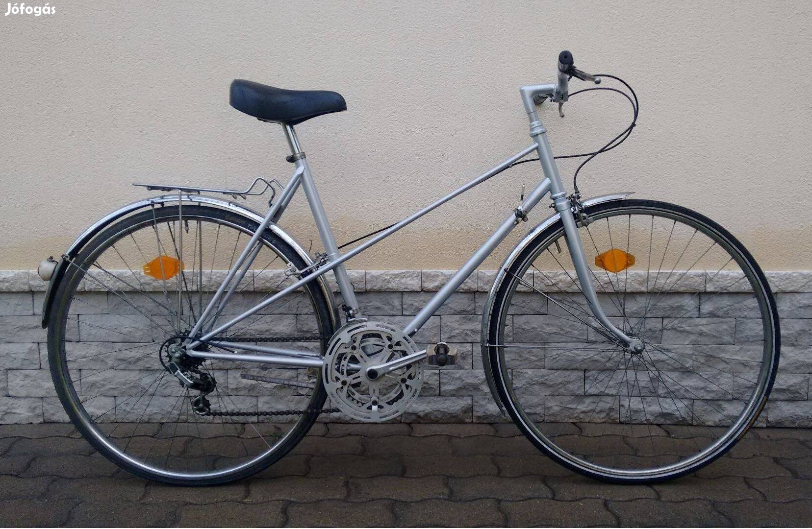 Ezüst színű Női Kerékpár 28 "