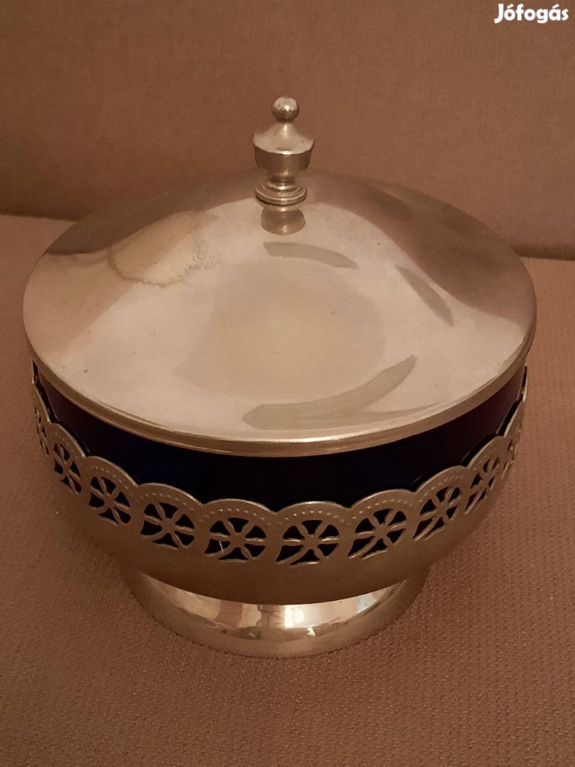 Ezüstözött bonbon tartó