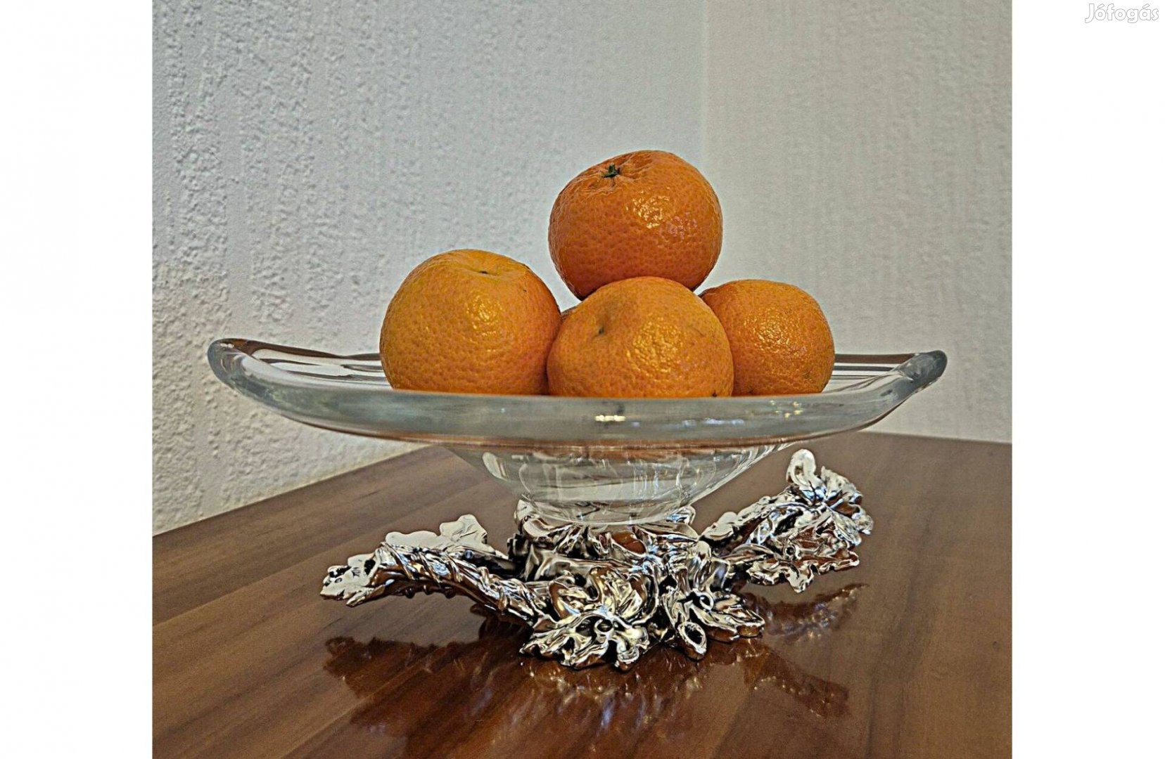 Ezüstözött talpas üvegtál