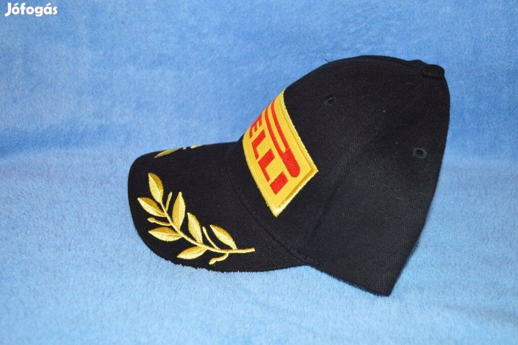 F1 pódium sapka. Pirelli