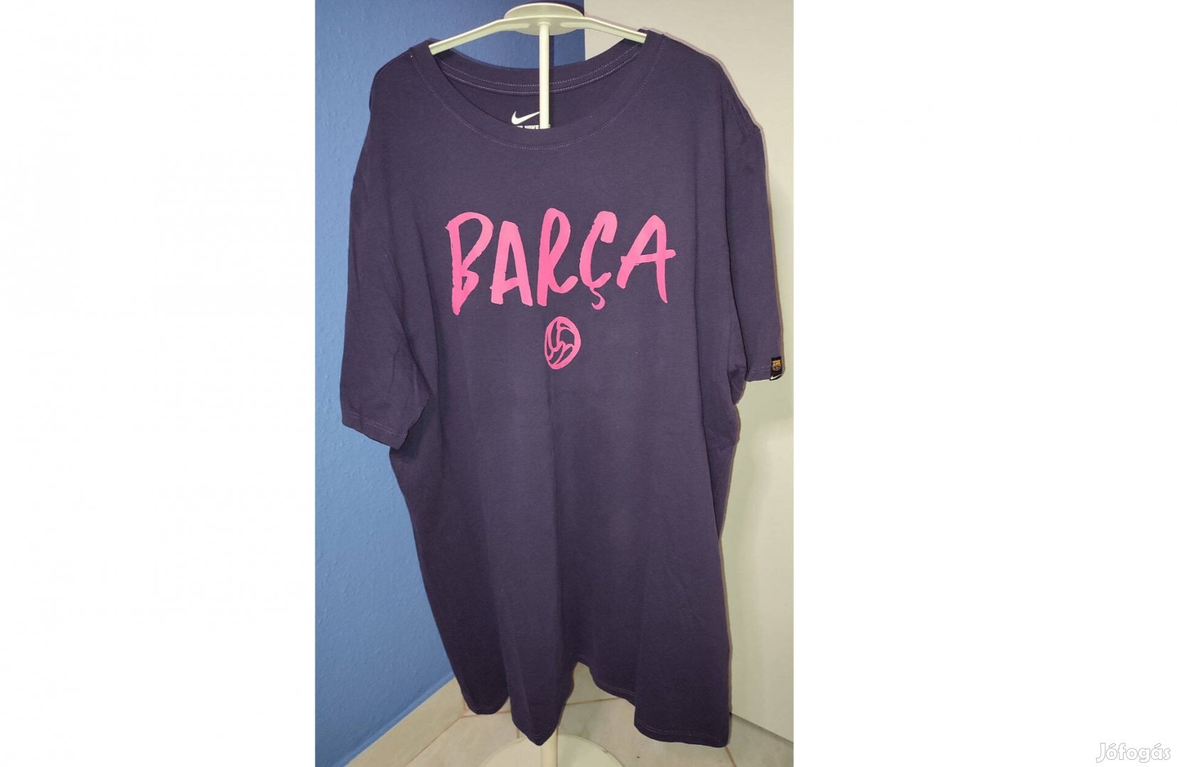FC Barcelona lila eredeti Nike Barca feliratú póló (XL)