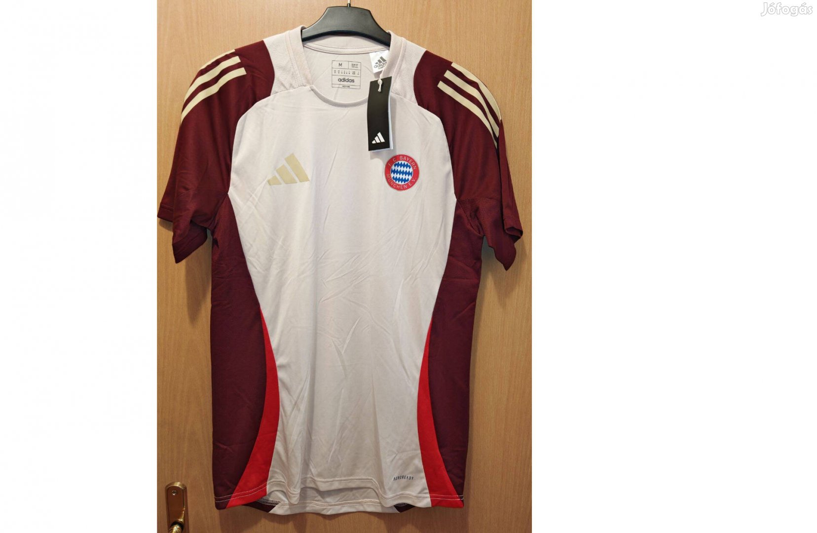 FC Bayern München bézs bordó eredeti adidas 2024-25 edző mez