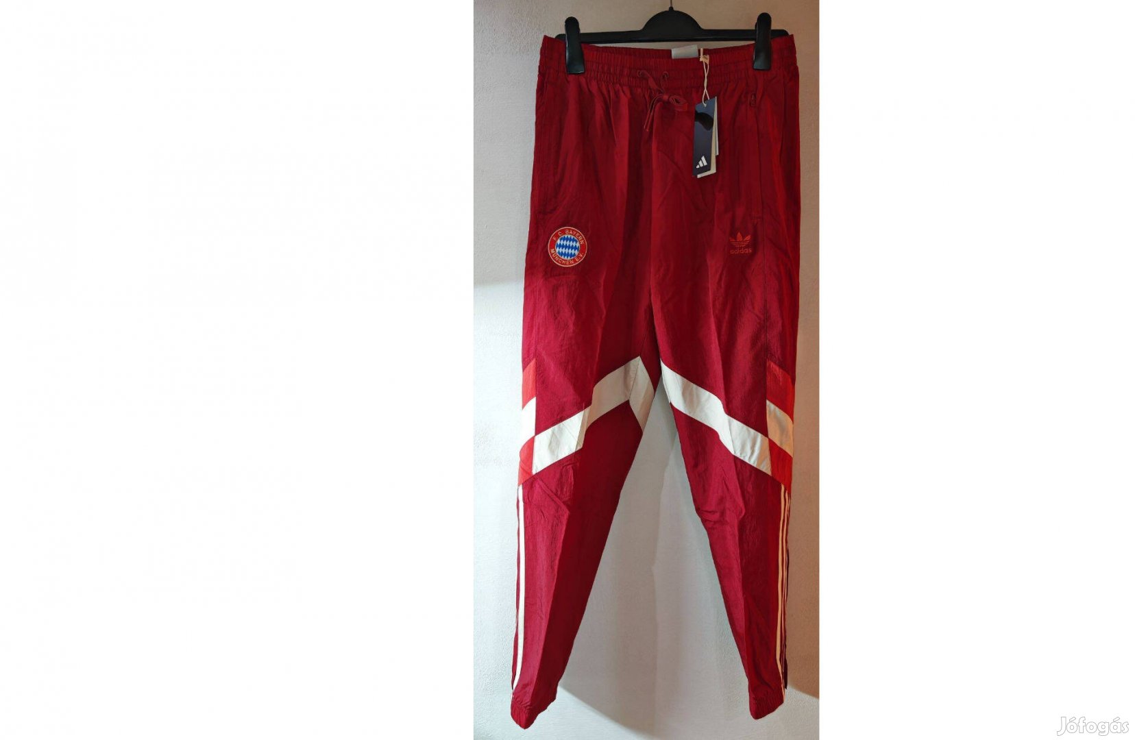 FC Bayern München bordó piros eredeti adidas Originals hosszú nadrág