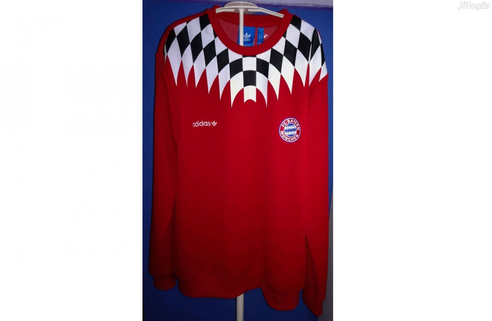 FC Bayern München eredeti adidas Originals piros pulóver (L)
