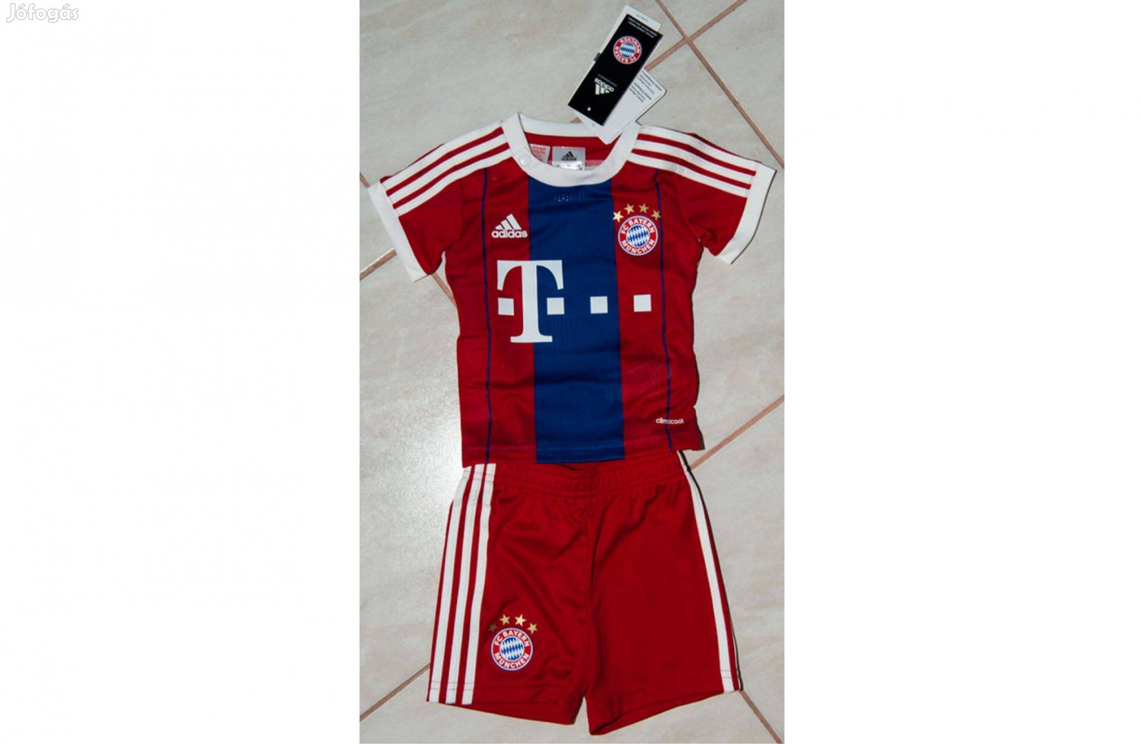 FC Bayern München eredeti adidas baby mez szett (68-as méret)