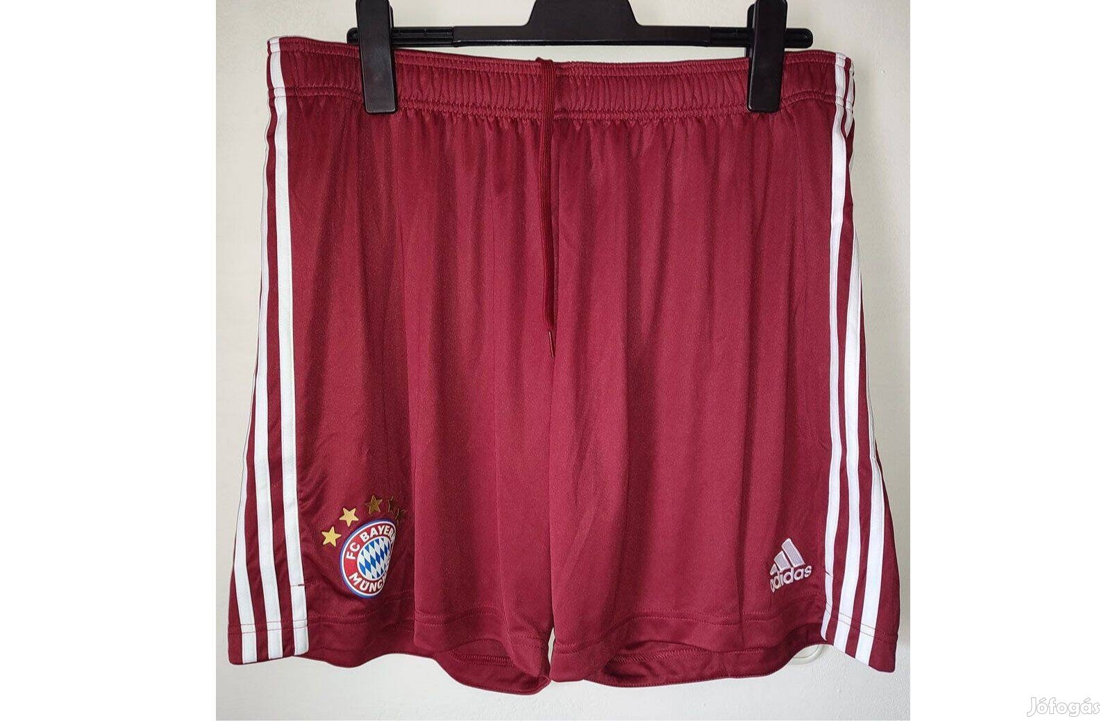 FC Bayern München eredeti adidas bordó rövid nadrág (2XL)