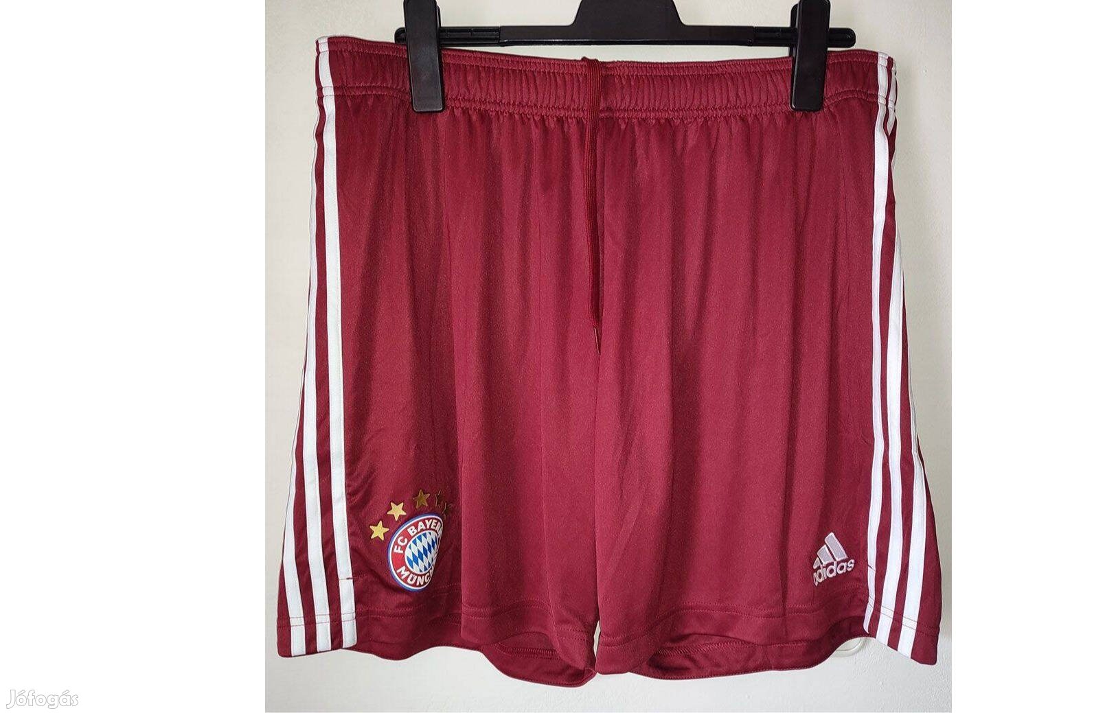 FC Bayern München eredeti adidas bordó rövid nadrág (2XL)