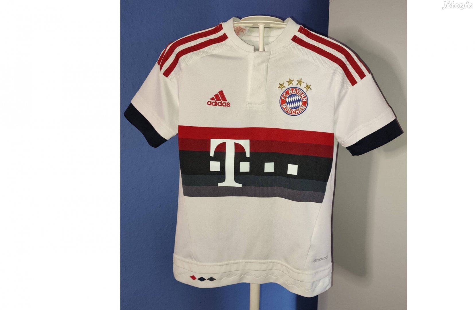 FC Bayern München eredeti adidas fehér gyerek mez (S, 140)