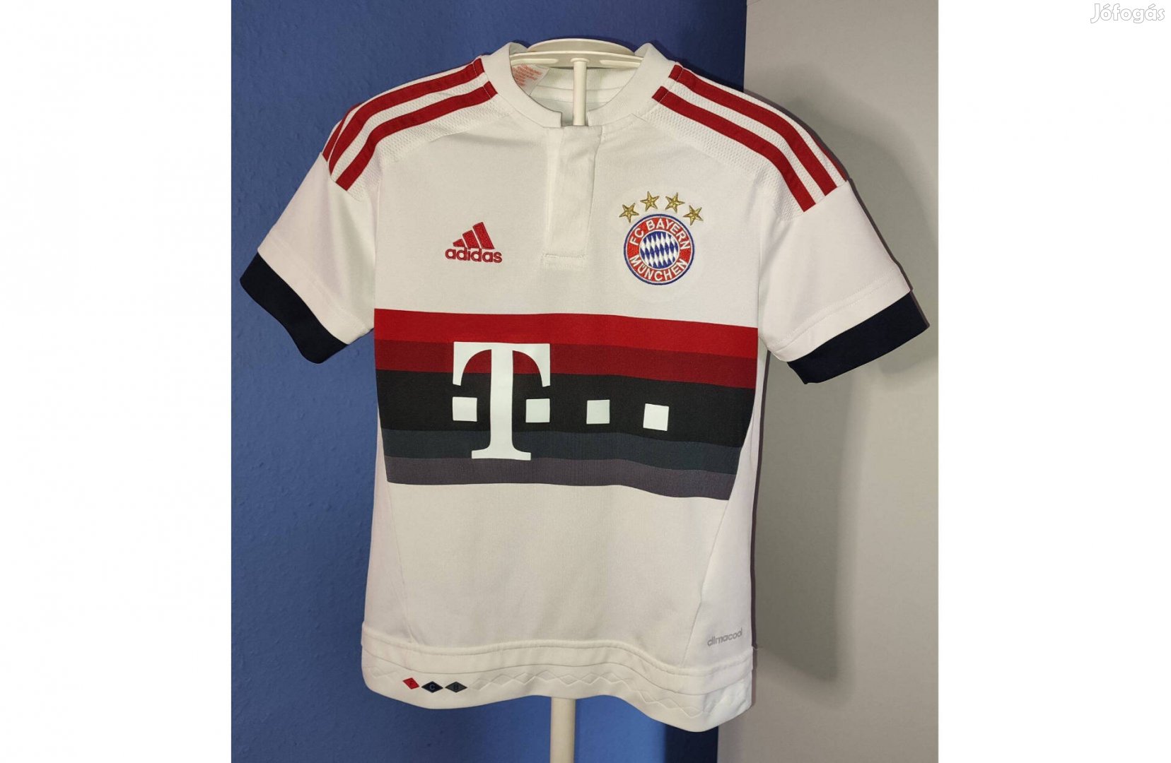 FC Bayern München eredeti adidas fehér gyerek mez (S, 140)