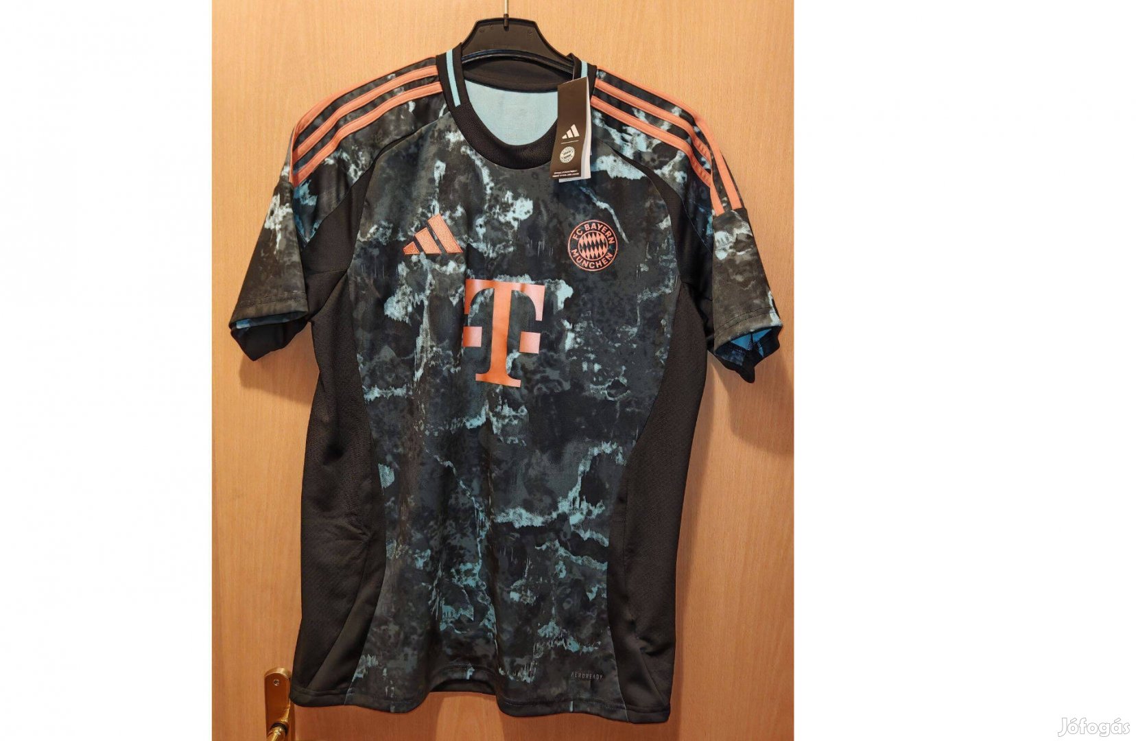 FC Bayern München eredeti adidas kék bronz 2024-25-ös mez