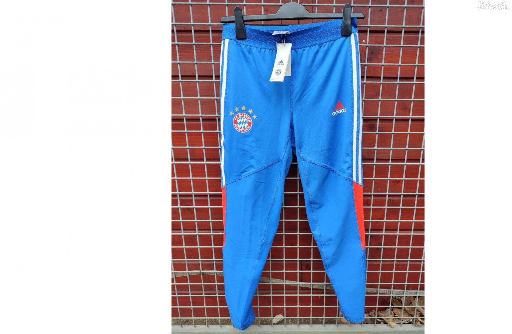FC Bayern München eredeti adidas kék hosszú nadrág (M-es)