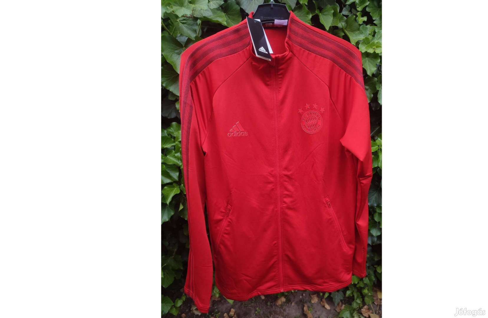 FC Bayern München eredeti piros adidas cipzáras felső M