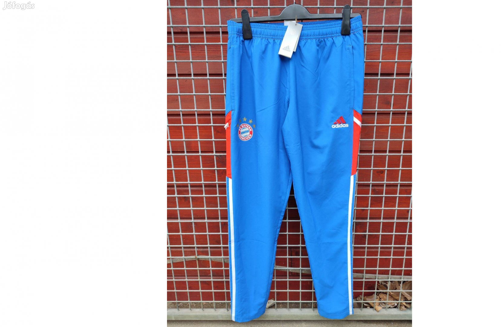FC Bayern München kék piros eredeti adidas orkán hosszú nadrág (M)