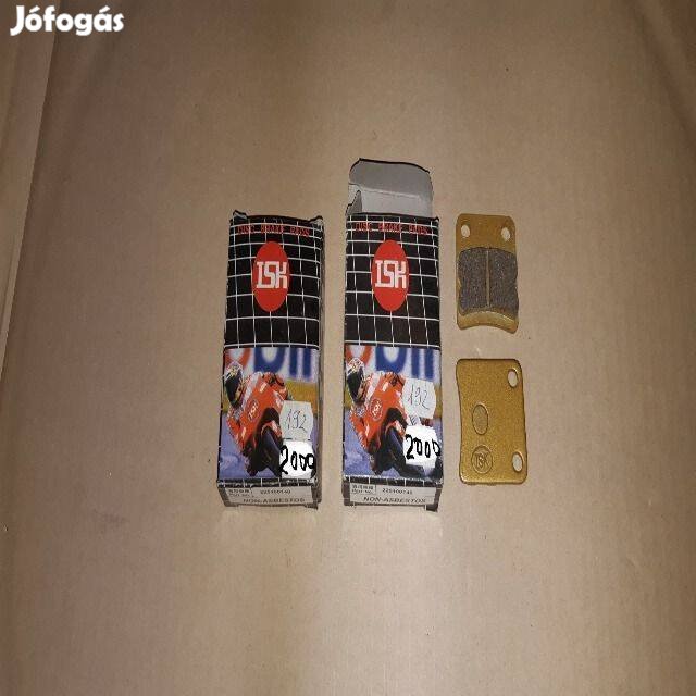 FÉK Betét Robogó 1db 2000 Ft össz 2db van