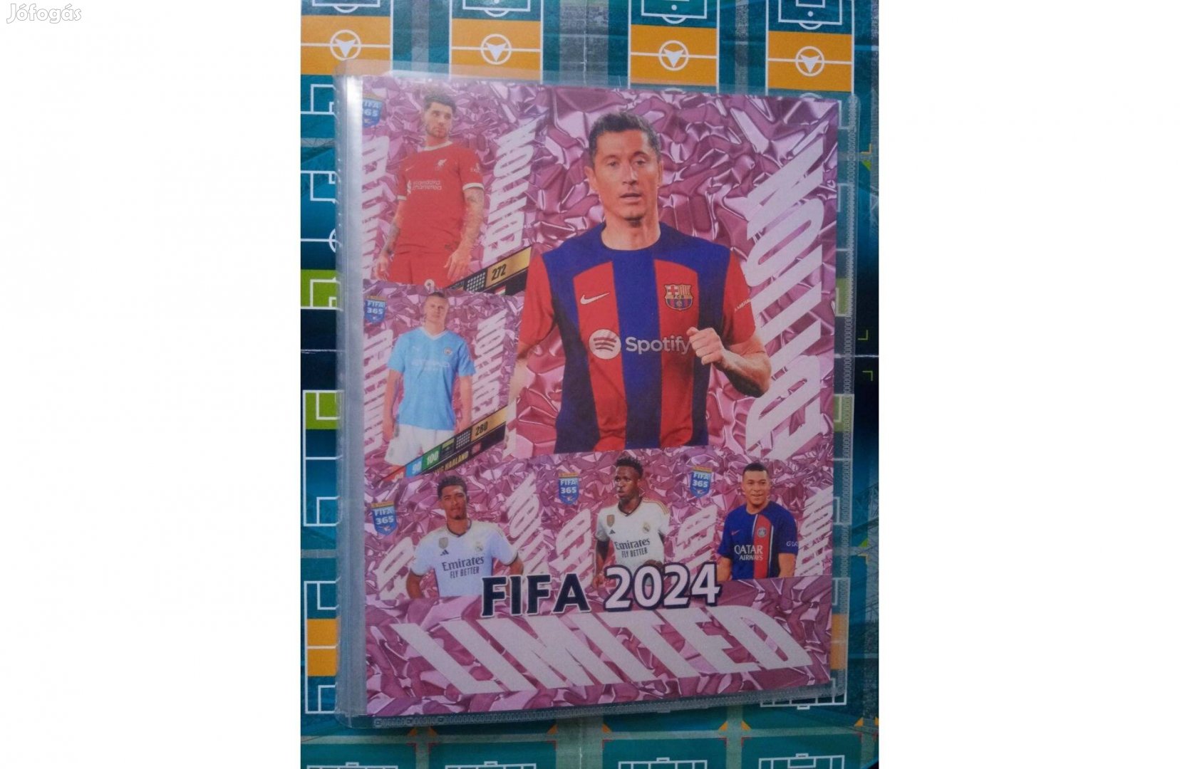FIFA 365 2024 Adrenalyn Gyűjtői Limitált kártyatartó album
