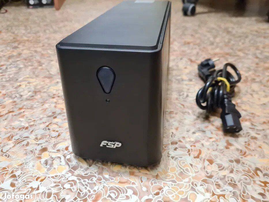 FSP EP 850VA 480W UPS szünetmentes tápegység