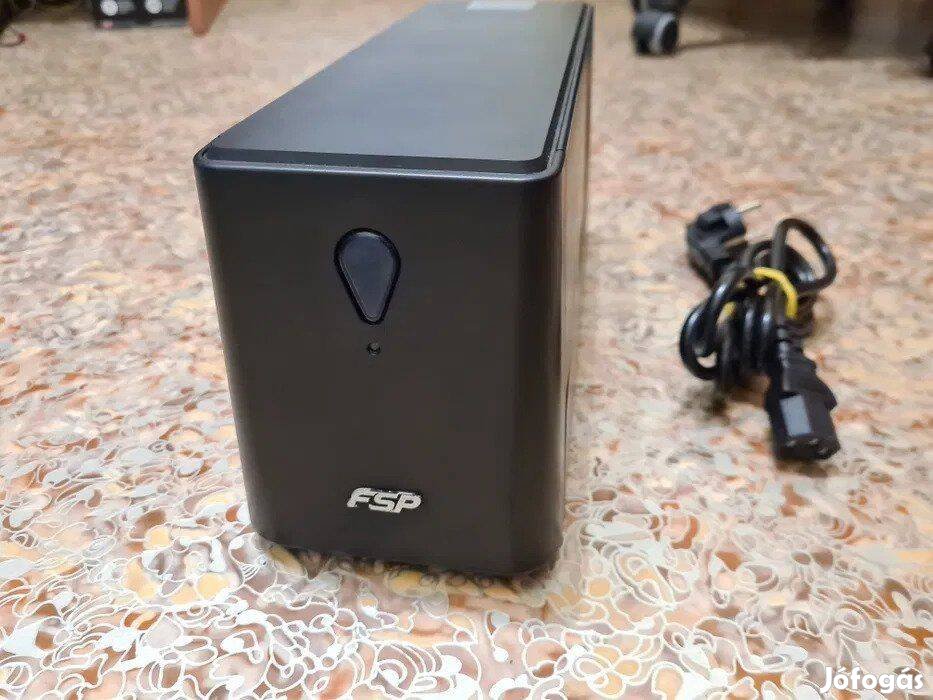 FSP EP 850VA 480W UPS szünetmentes tápegység