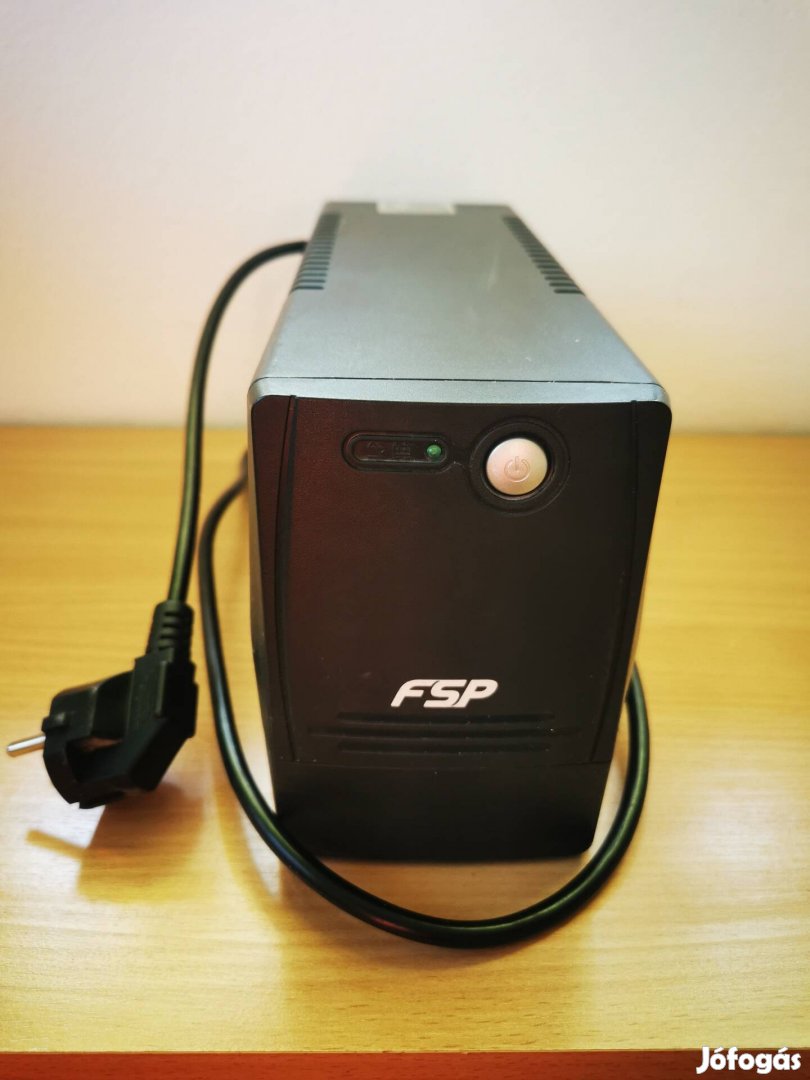 FSP FP 400 szünetmentes tápegység