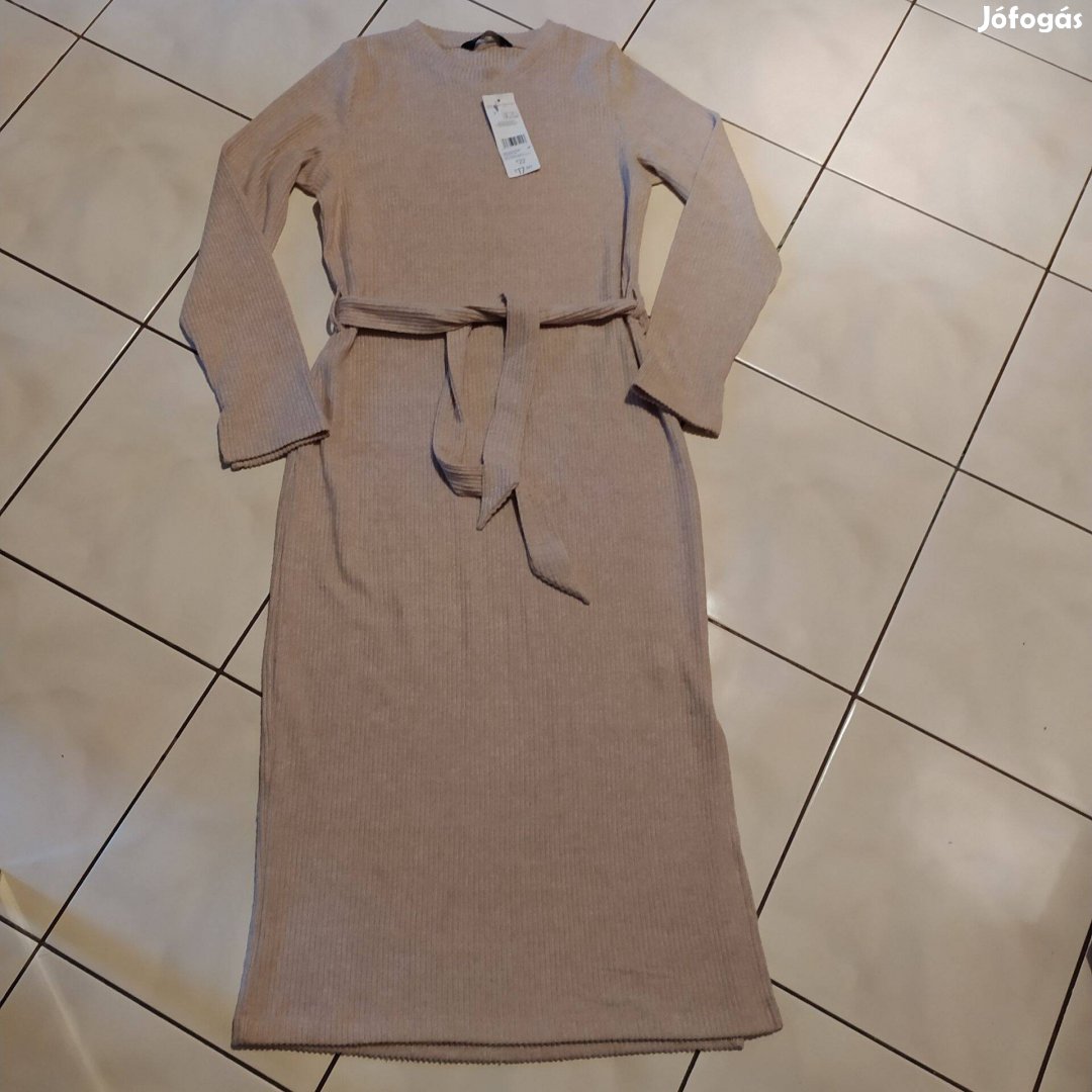 F&F álomszép pihepuha bordás kötött női ruha 40 Új, címkés