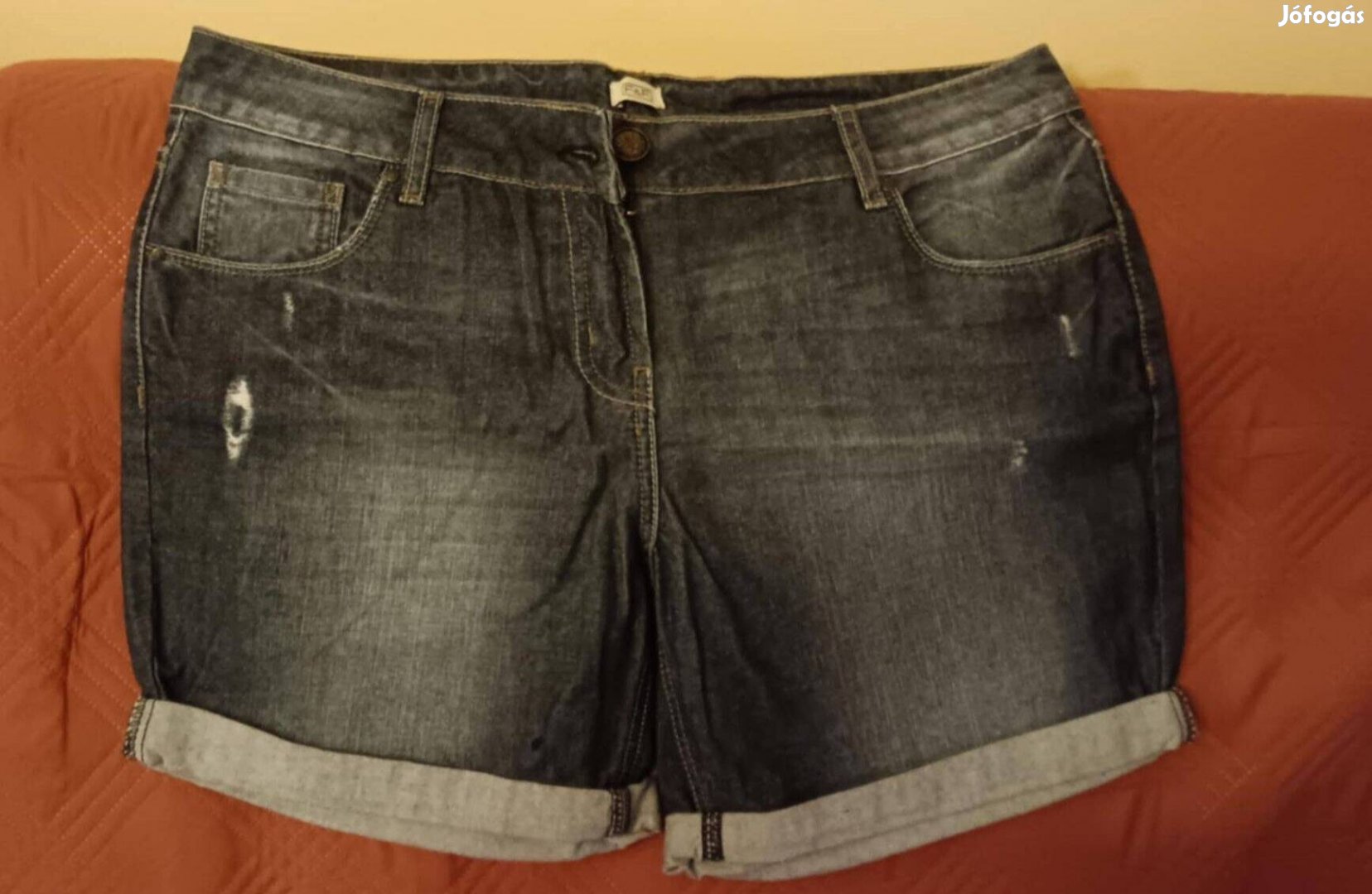 FF női rövid farmer nadrág