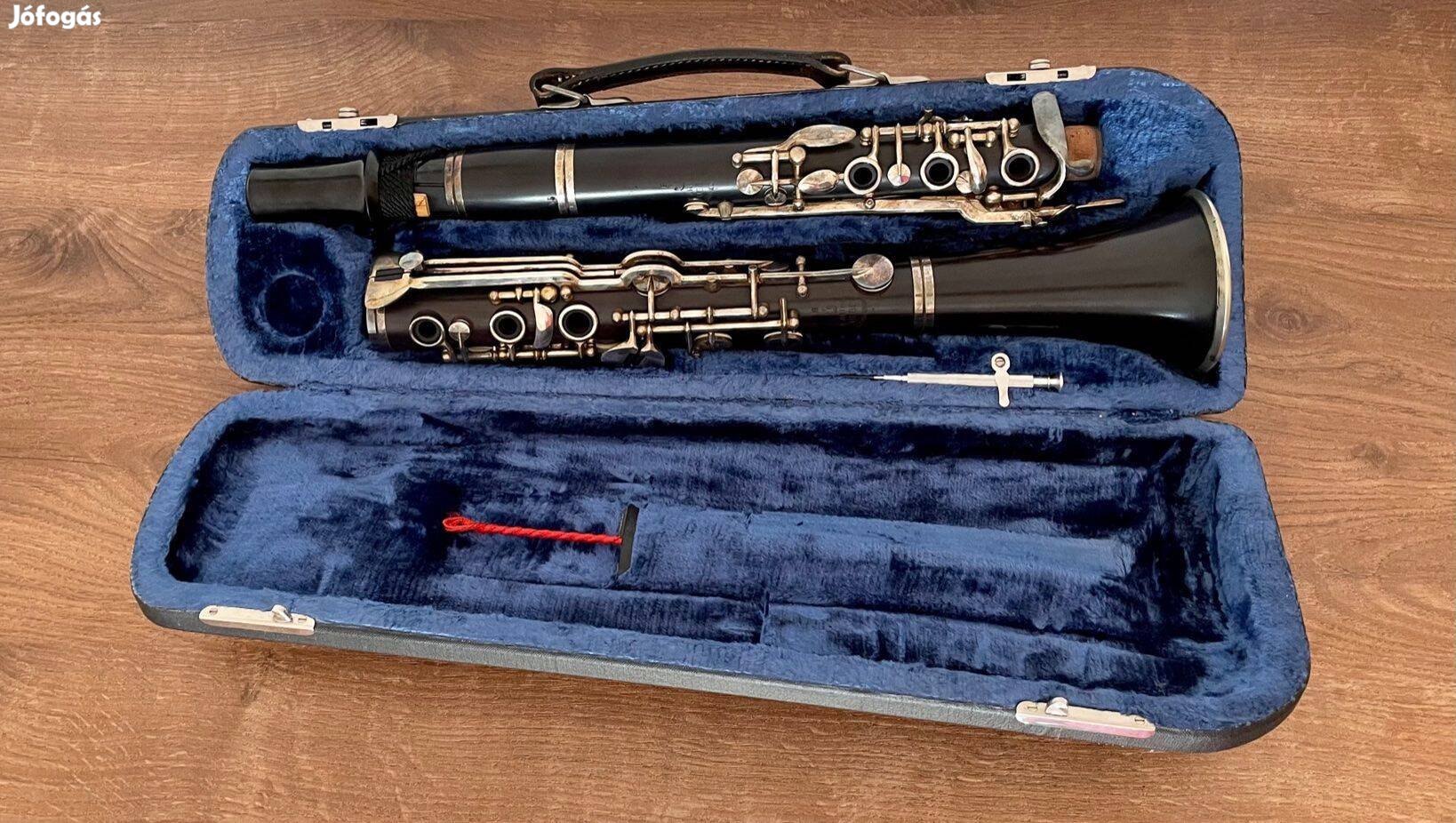 F. Arthur Uebel német rendszerű klarinét