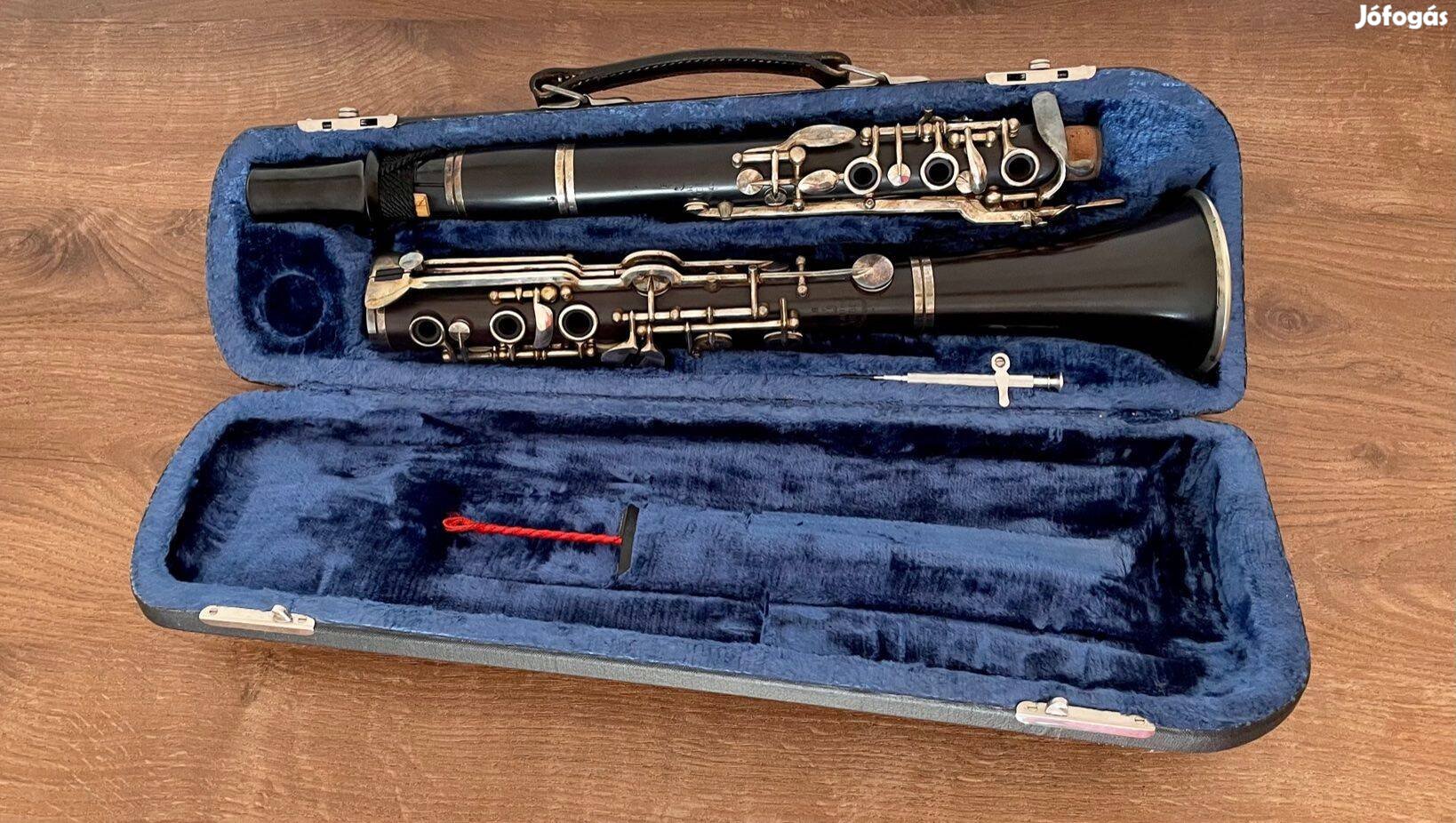 F. Arthur Uebel német rendszerű klarinét