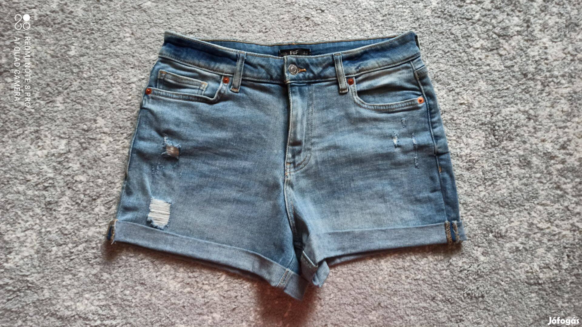 Ff világoskék magas derekú sztreccses farmer short,