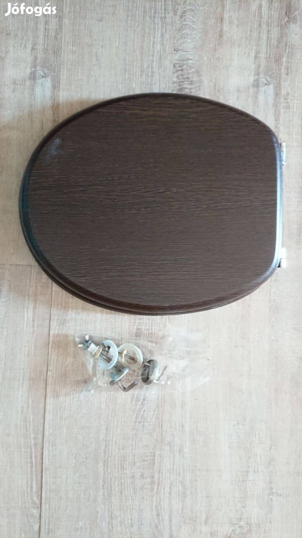 Fa WC deszkaülőke barna műanyag bevonatos,szerelvényekkel