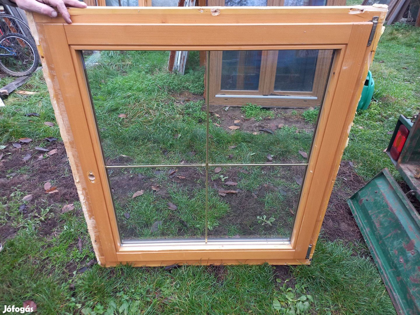 Fa ablak 107 cm x 119 cm