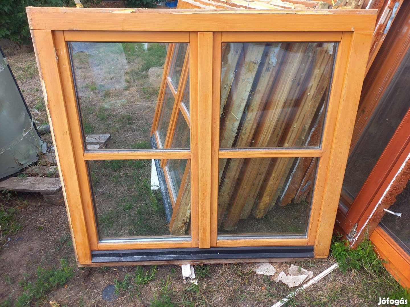 Fa ablak ok 118 cm x 119 cm