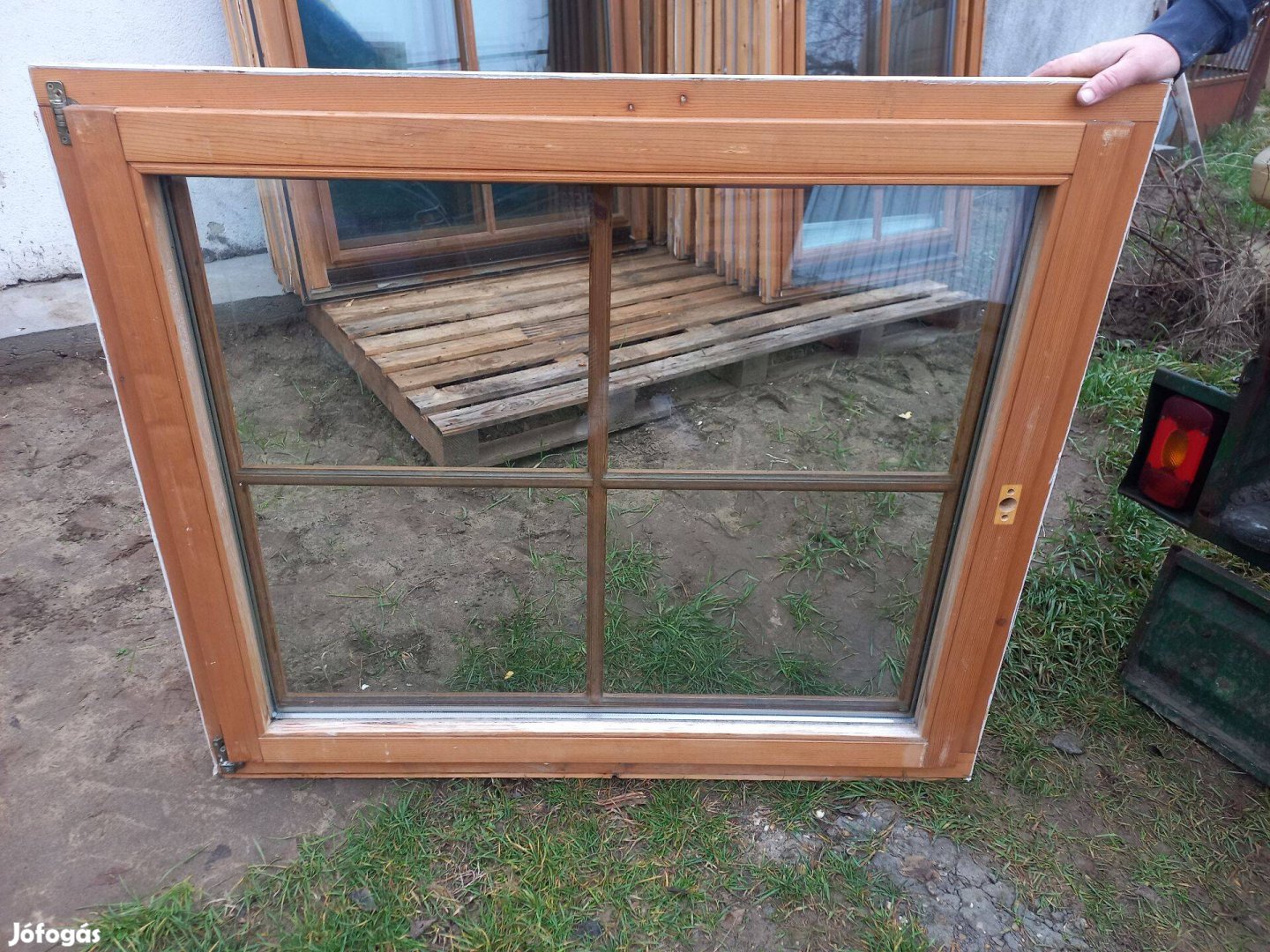 Fa ablak ok 133 cm x 116 cm