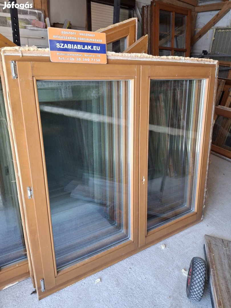 Fa ablakok 146136