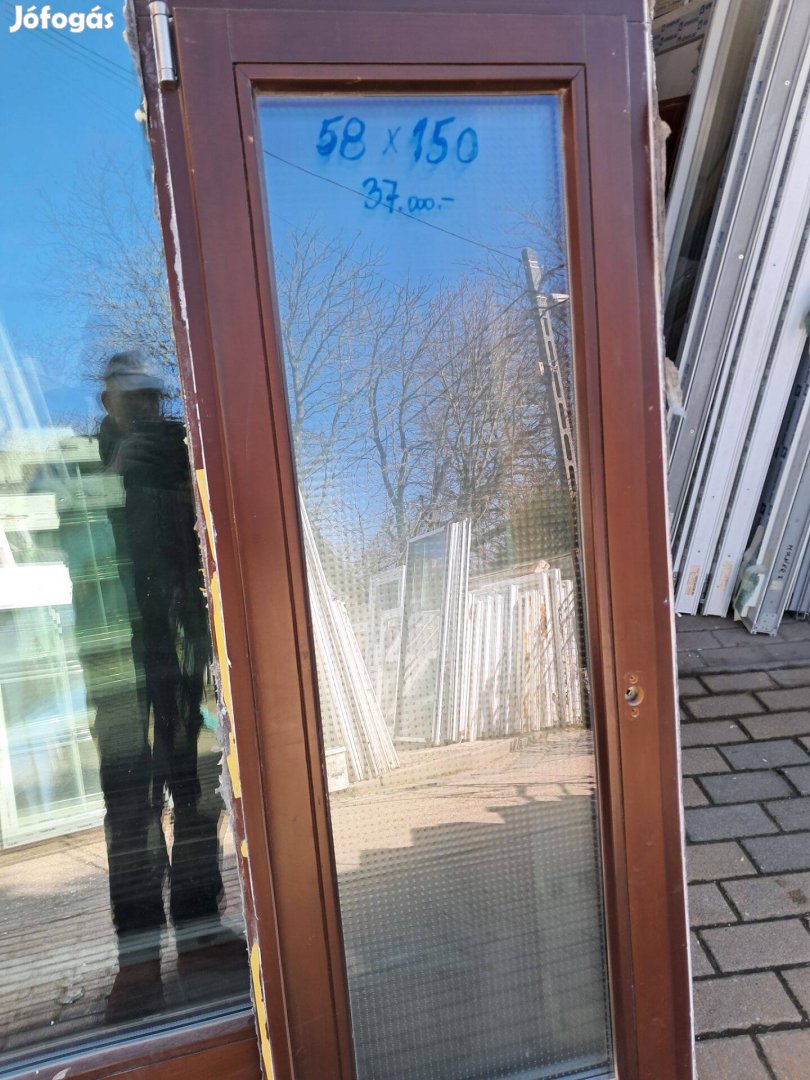 Fa ablakok 3 üveggel