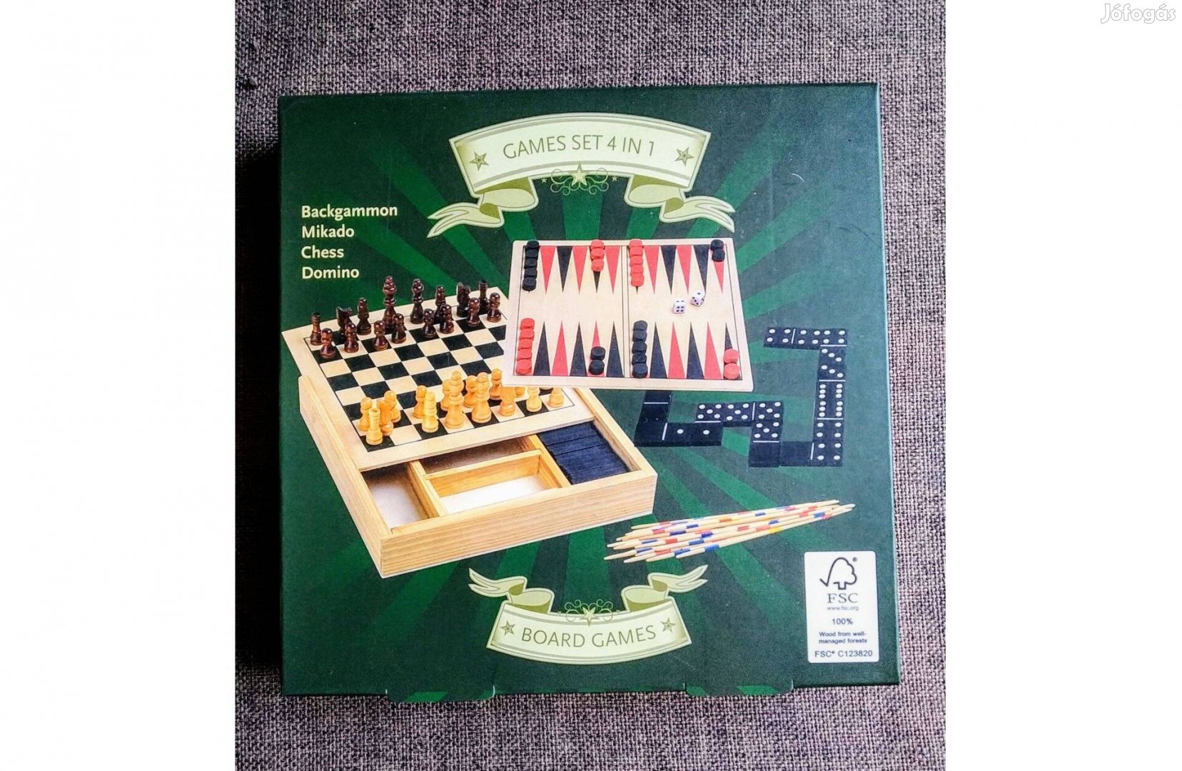 Fa családi játék készlet Uj sakk black gammon domino Mikado stb