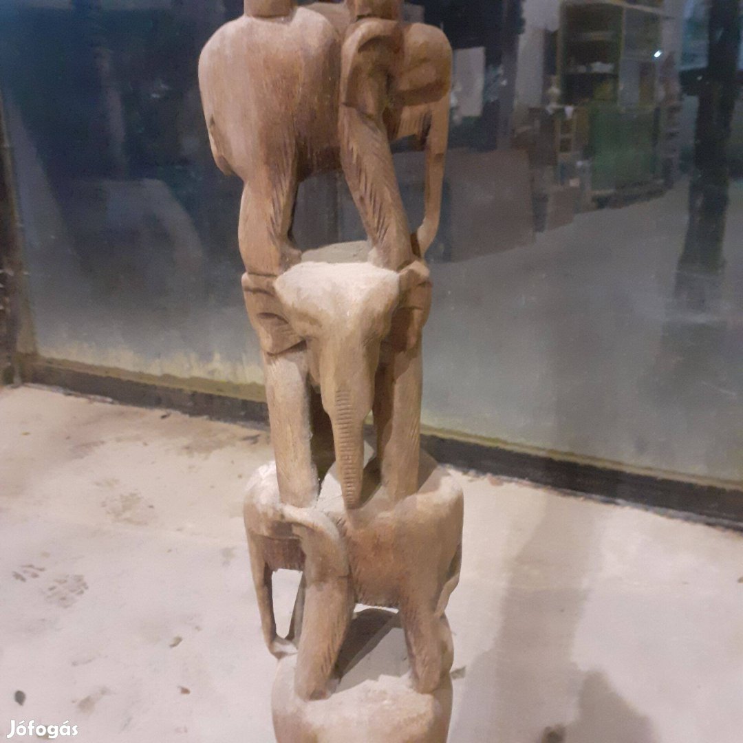 Fa elefánt szobor
