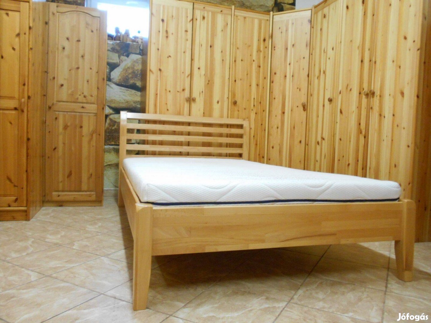 Fa franciaágy 120x200