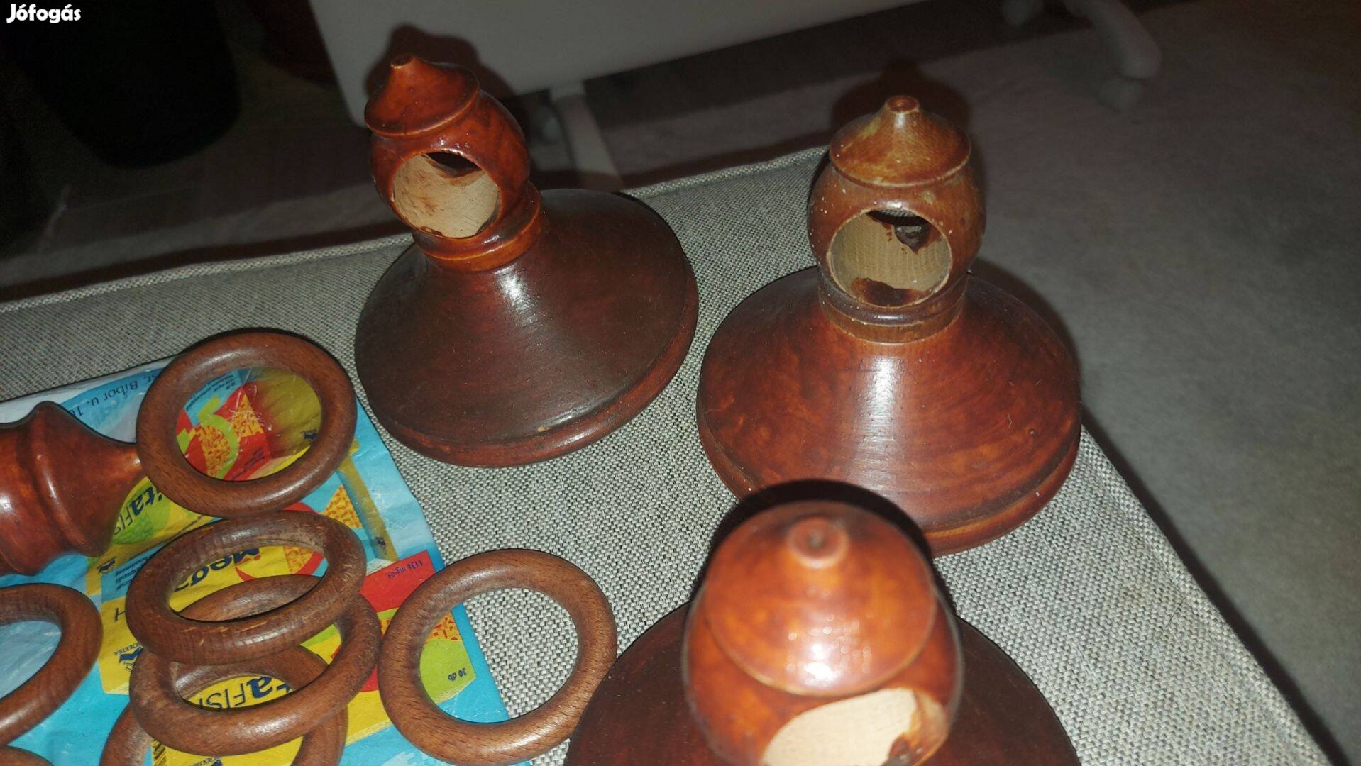 Fa karnis szett cseresznye színben 1900Ft Siófok ingyen